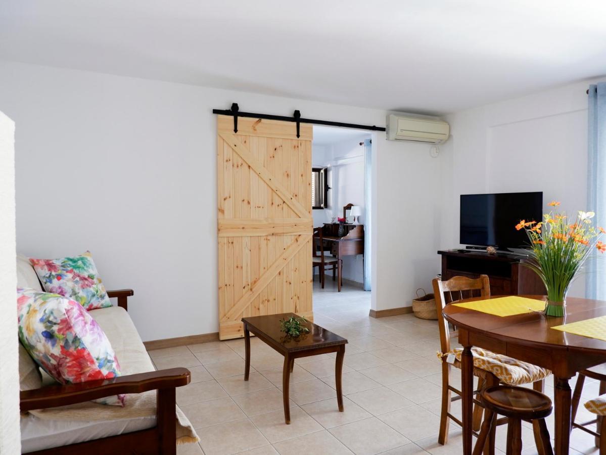 Mani Home Neo Oitilo Екстер'єр фото